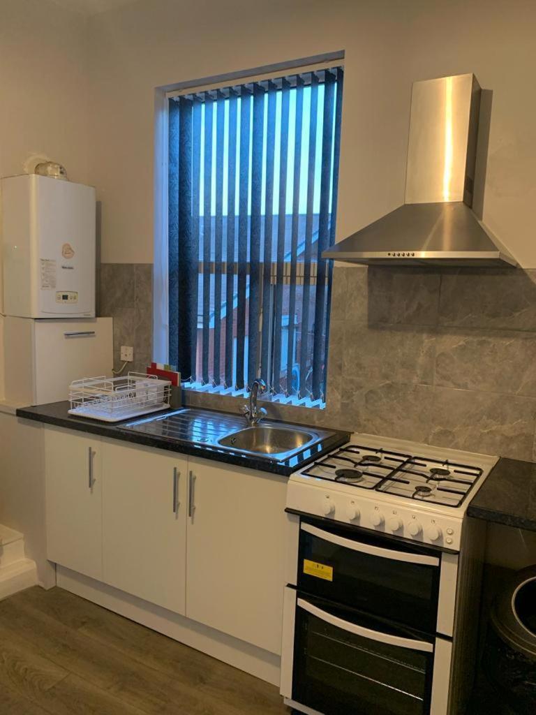 Luxury Living Manchester Esterno foto